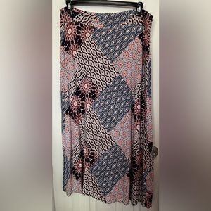 Dept 22 Maxi skirt, size XL